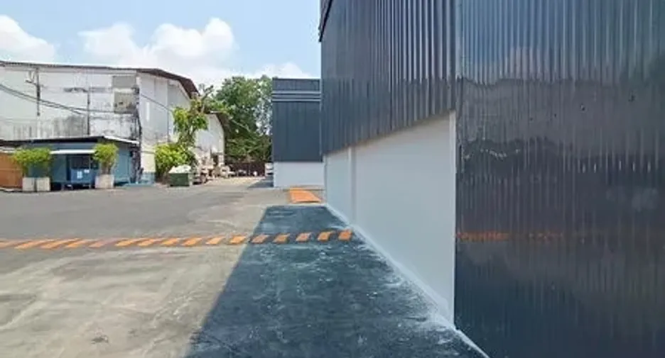 For rent warehouse in Khlong Toei, Bangkok