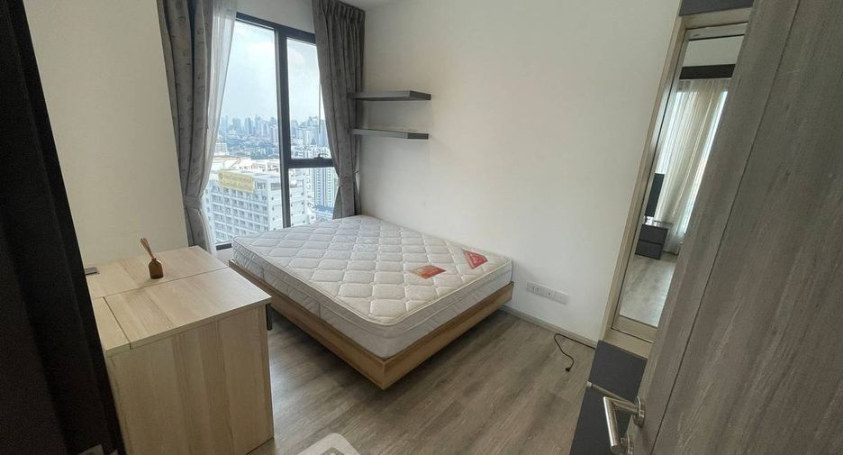 For sale 2 ベッドルーム condo in Watthana, Bangkok