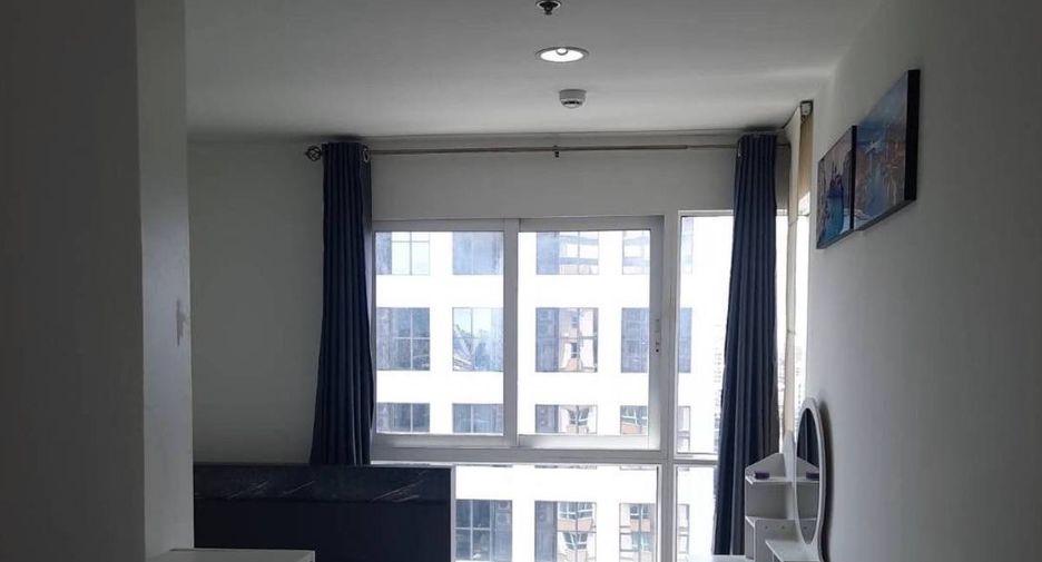 For sale 2 bedrooms condo in Khlong Toei, Bangkok
