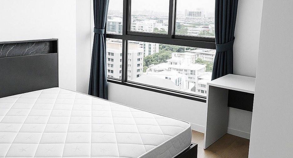 For sale 2 bedrooms condo in Khlong Toei, Bangkok