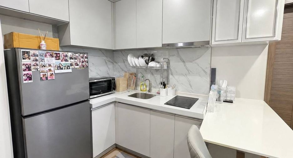 For sale 1 bed condo in Huai Khwang, Bangkok