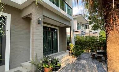 For rent and for sale 4 bedrooms house in Suan Luang, Bangkok