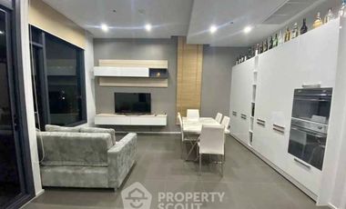 For rent 3 bedrooms condo in Chatuchak, Bangkok
