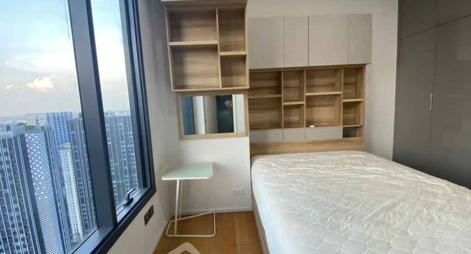 For rent 3 bedrooms condo in Chatuchak, Bangkok