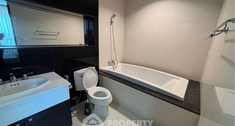 Wohnung zur Miete mit 3 Zimmer in Pathum Wan, Bangkok
