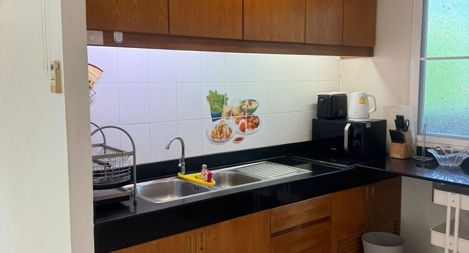 Casa adosada en alquiler de 2 habitaciones en Mueang Phuket, Phuket