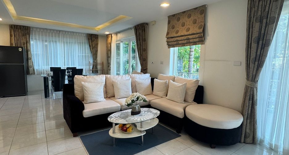 Casa adosada en alquiler de 2 habitaciones en Mueang Phuket, Phuket
