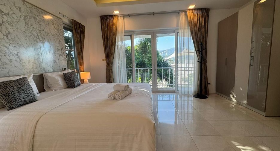 Casa adosada en alquiler de 2 habitaciones en Mueang Phuket, Phuket