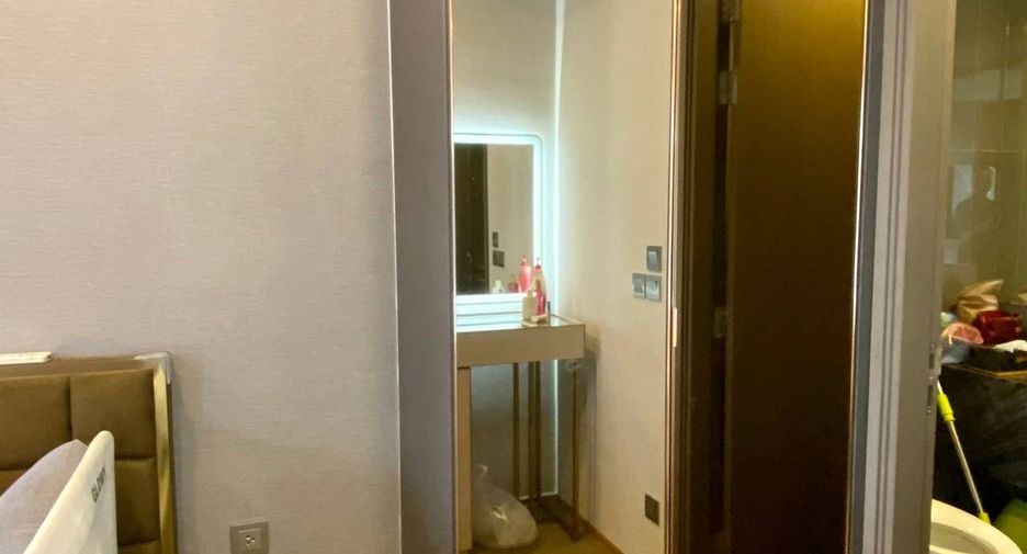 Wohnung zum Kauf mit 1 Zimmer in Bang Rak, Bangkok