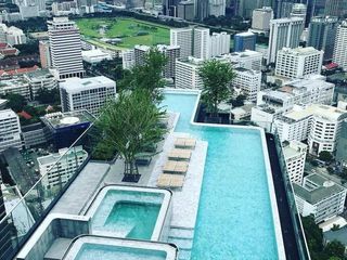 Wohnung zum Kauf mit 1 Zimmer in Bang Rak, Bangkok