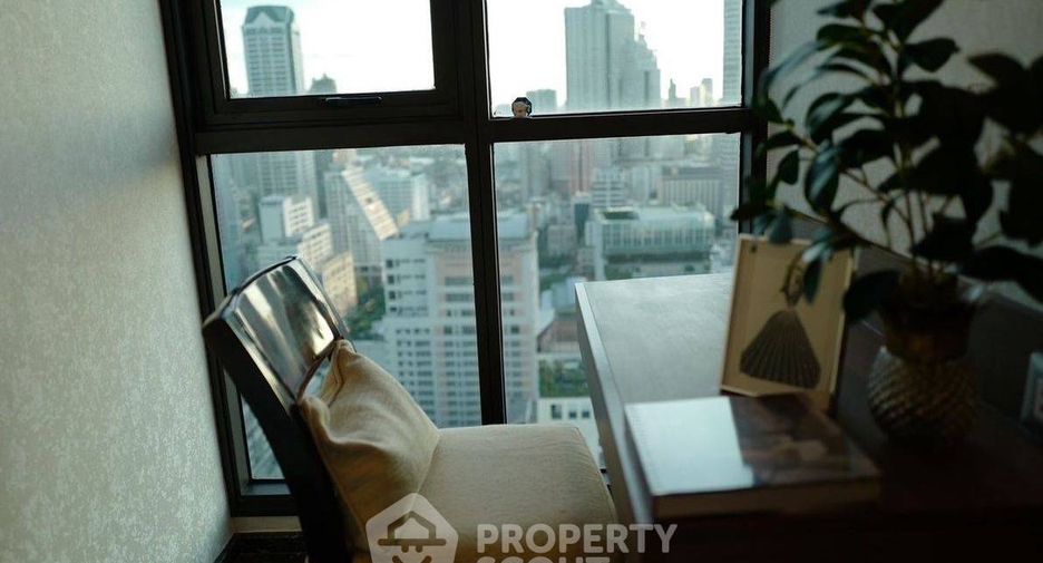 For sale 2 ベッドルーム condo in Sathon, Bangkok