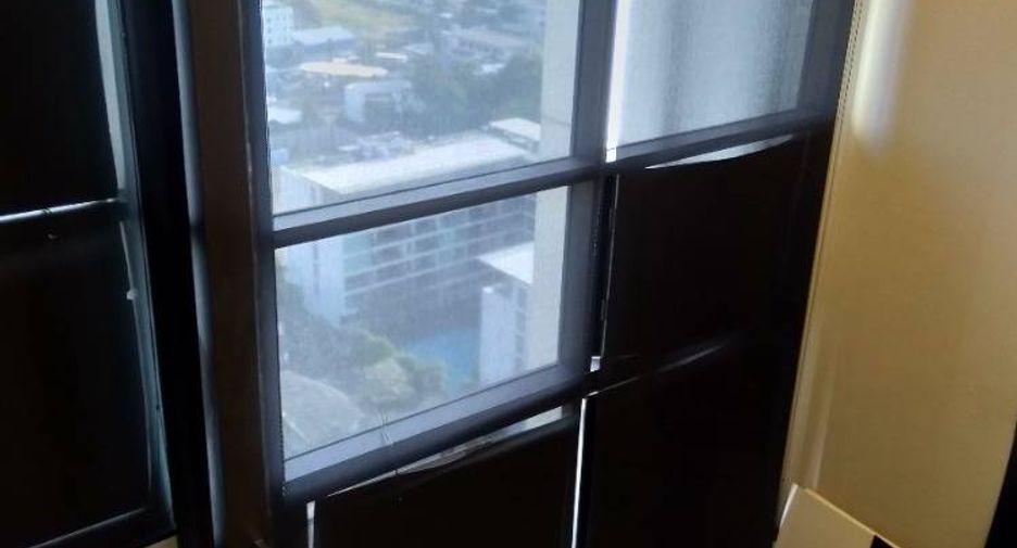 For sale 1 bed condo in Khlong Toei, Bangkok