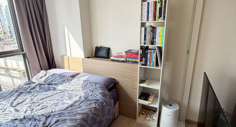 For sale 1 bed condo in Phra Khanong, Bangkok