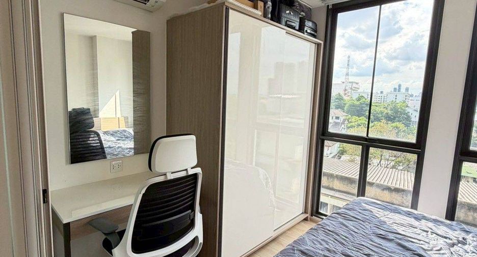For sale 1 bed condo in Phra Khanong, Bangkok
