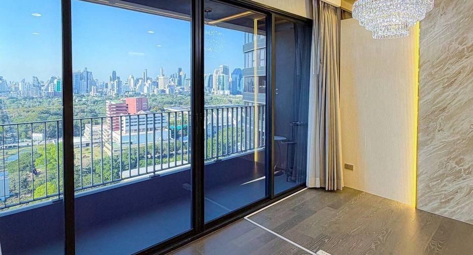 Condo en venta de 2 habitaciones en Khlong Toei, Bangkok