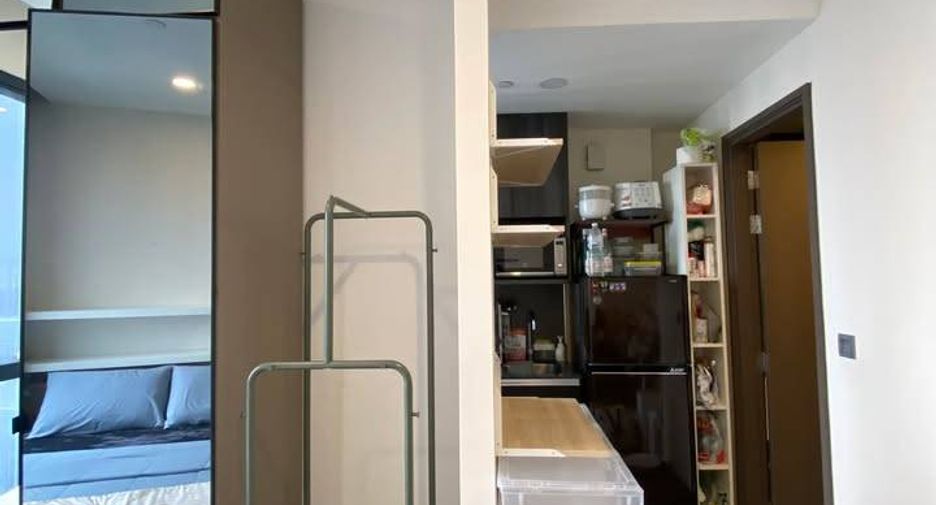 Wohnung zum Kauf mit 1 Zimmer in Bang Rak, Bangkok