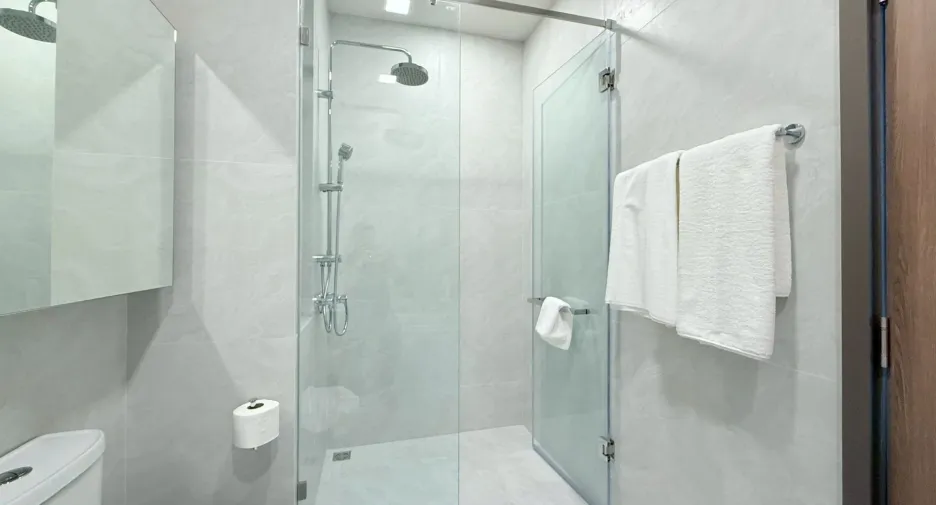 For rent 2 bedrooms condo in Thalang, Phuket