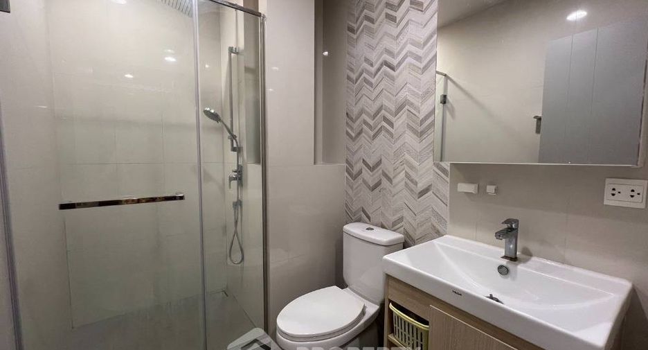 À vendre 1 chambre condo à Khlong Toei, Bangkok