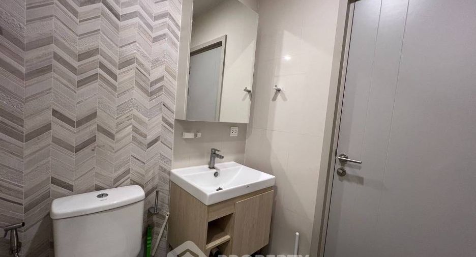 À vendre 1 chambre condo à Khlong Toei, Bangkok