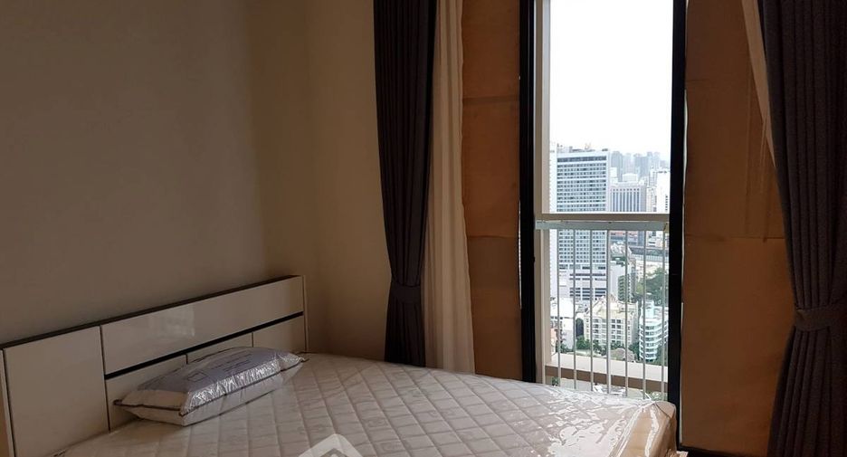 À vendre 2 chambres condo à Khlong Toei, Bangkok