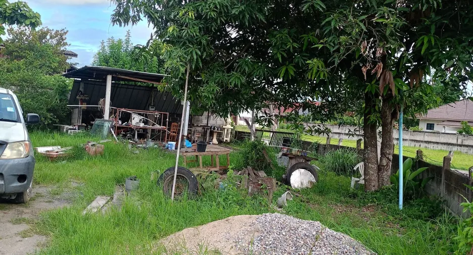 For sale land in San Kamphaeng, Chiang Mai