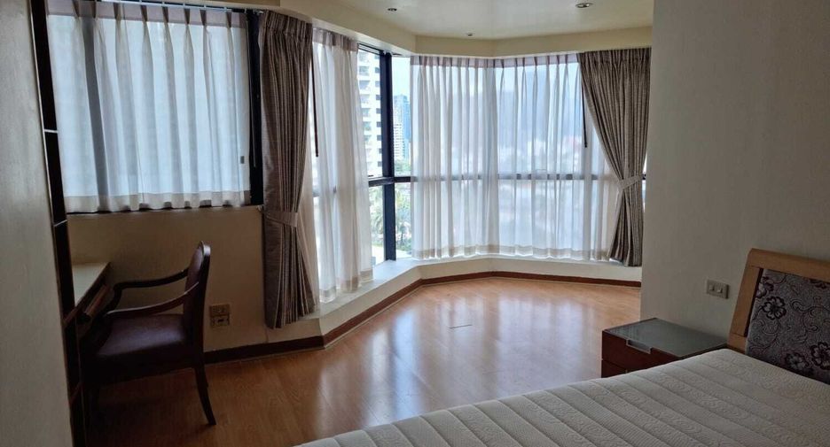 For sale and for rent 3 bedrooms condo in Khlong Toei, Bangkok