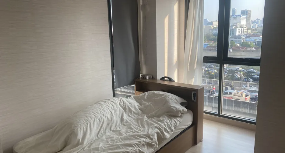 Wohnung zum Kauf mit 2 Zimmer in Huai Khwang, Bangkok