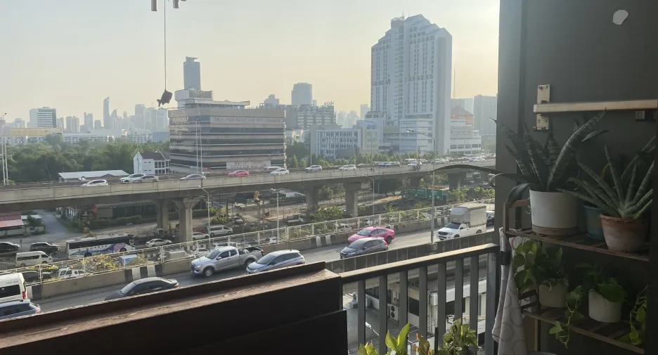 Wohnung zum Kauf mit 2 Zimmer in Huai Khwang, Bangkok
