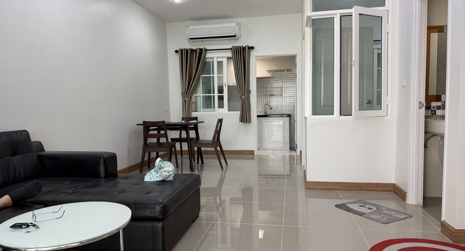 For rent 4 bedrooms townhouse in Phra Pradaeng, Samut Prakan
