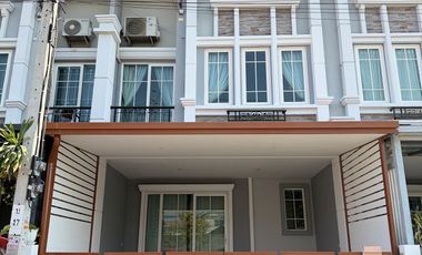 For rent 4 bedrooms townhouse in Phra Pradaeng, Samut Prakan