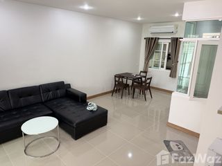 For rent 4 bedrooms townhouse in Phra Pradaeng, Samut Prakan
