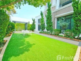 Casa en venta de 4 habitaciones en Taling Chan, Bangkok