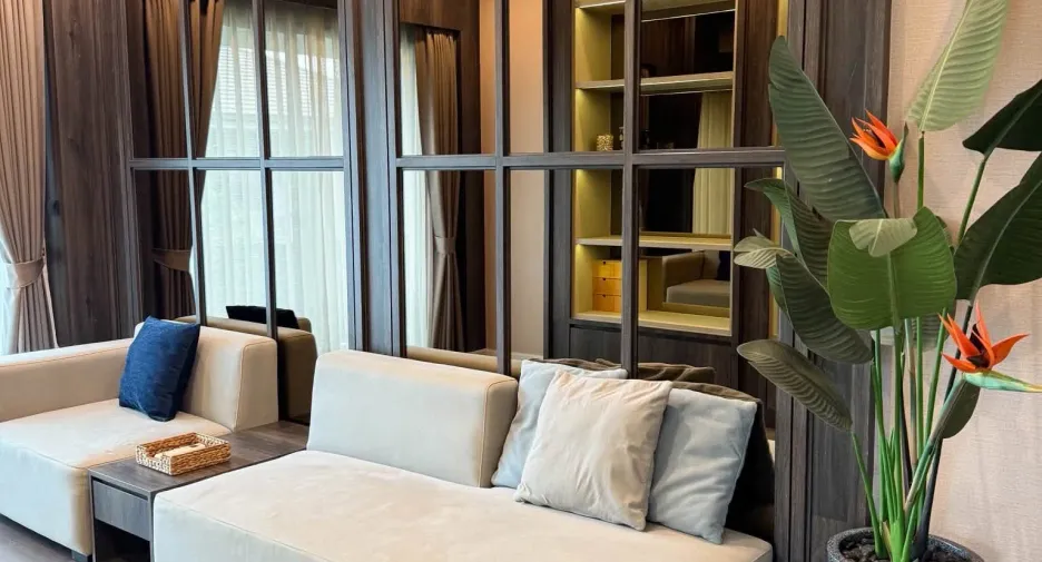 Casa en alquiler de 4 habitaciones en Bang Kapi, Bangkok