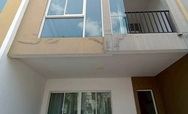 For rent 3 bedrooms townhouse in Min Buri, Bangkok
