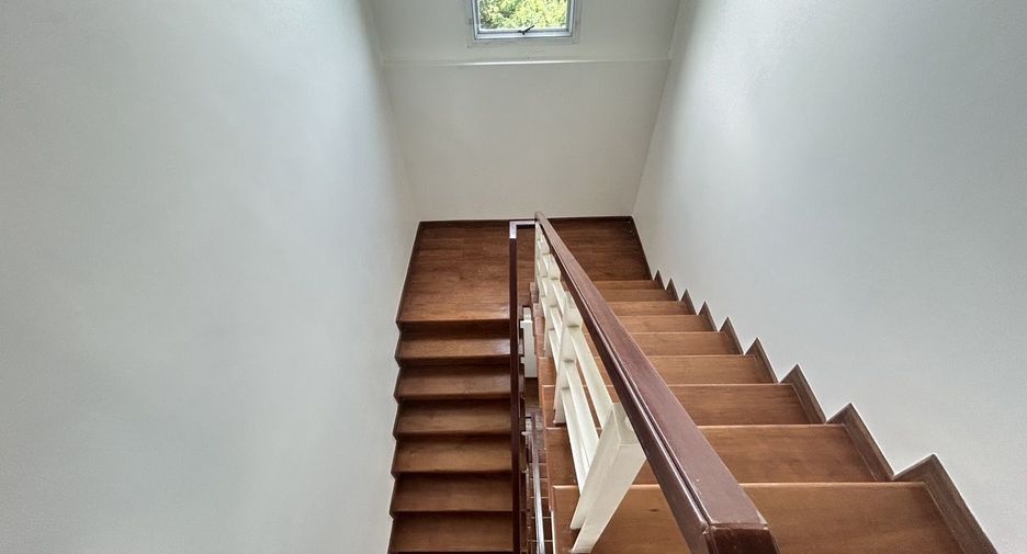 For rent 2 bedrooms townhouse in Bueng Kum, Bangkok