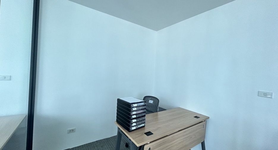 For rent 2 bedrooms townhouse in Bueng Kum, Bangkok