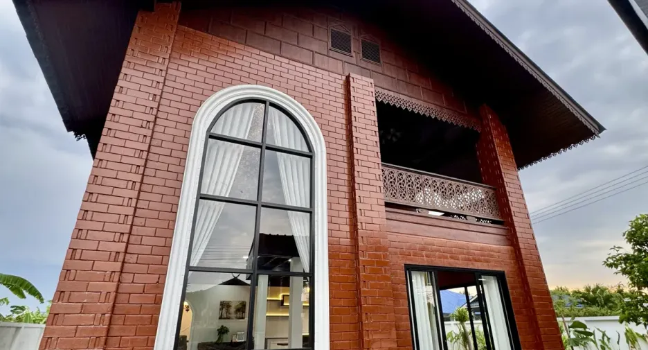 À vendre 5 chambres villa à Hang Dong, Chiang Mai