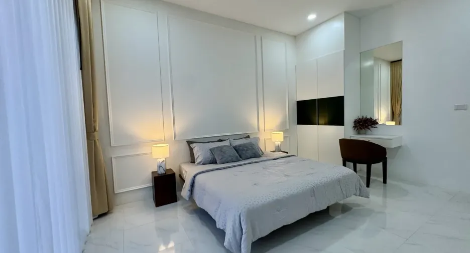 À vendre 5 chambres villa à Hang Dong, Chiang Mai