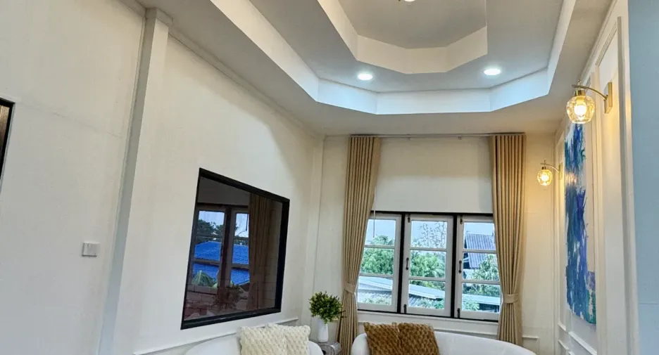 À vendre 5 chambres villa à Hang Dong, Chiang Mai