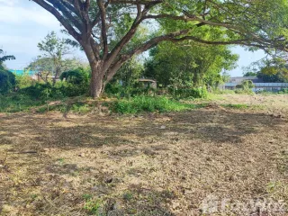 Terreno en venta en Saraphi, Chiang Mai