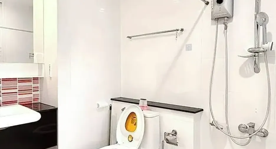 Condo en venta de 2 habitaciones en Bang Na, Bangkok