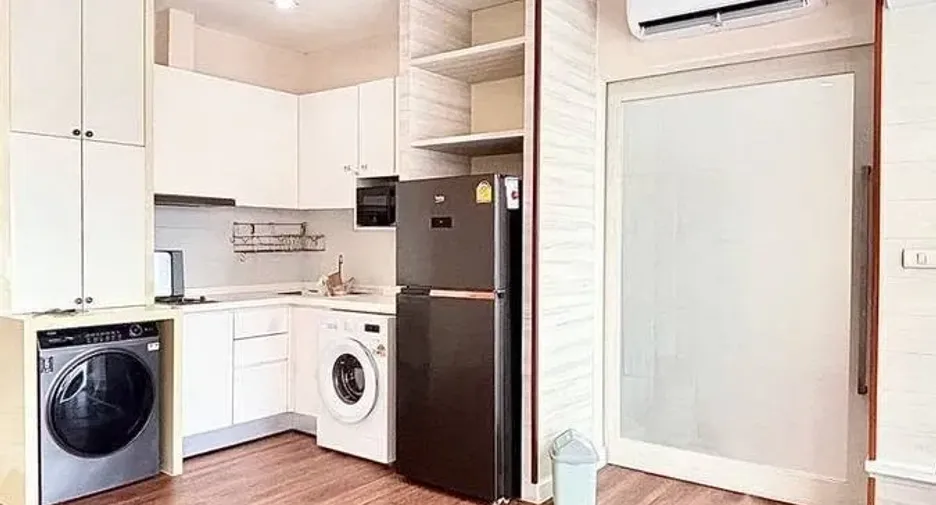 Condo en venta de 2 habitaciones en Bang Na, Bangkok