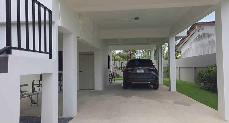 For rent 2 bedrooms house in Mueang Phuket, Phuket