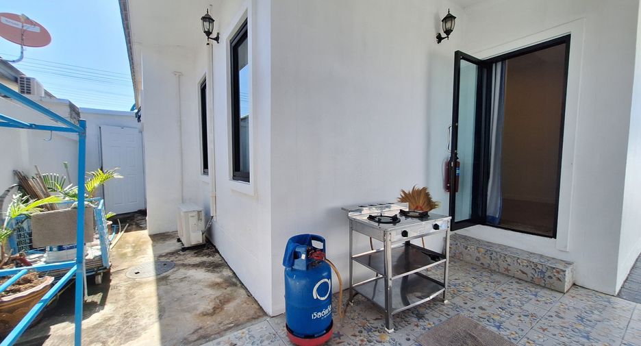 For rent 3 bedrooms villa in Hua Hin, Prachuap Khiri Khan