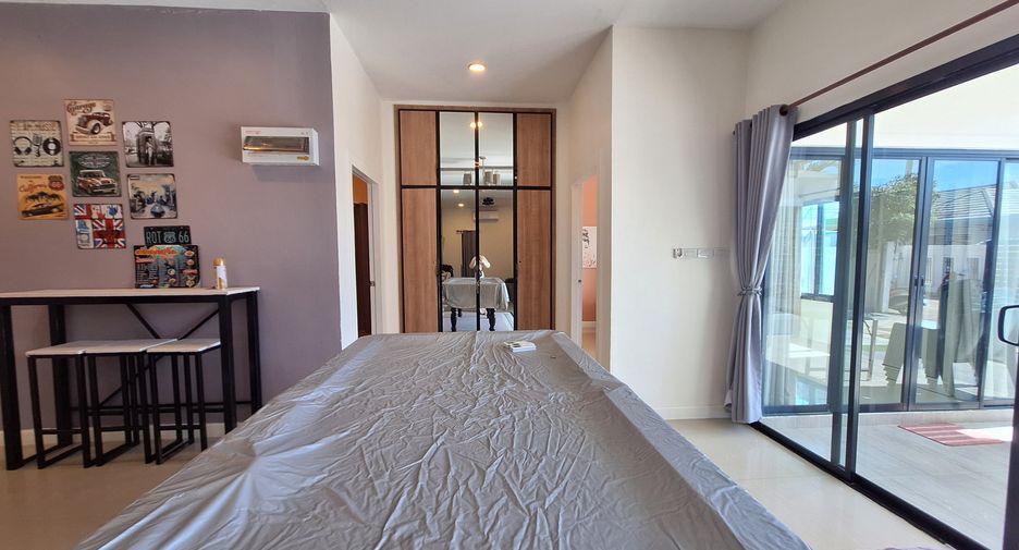 For rent 3 bedrooms villa in Hua Hin, Prachuap Khiri Khan