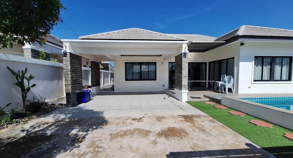 For rent 3 bedrooms villa in Hua Hin, Prachuap Khiri Khan