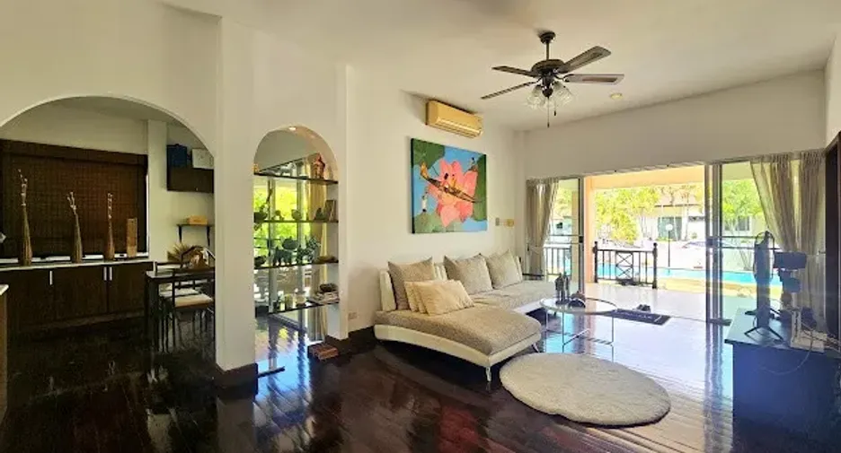 Villa zum Kauf mit 3 Zimmer in Hua Hin, Prachuap Khiri Khan