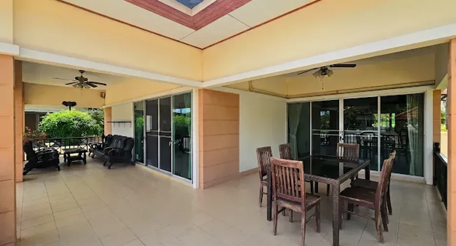 Villa zum Kauf mit 3 Zimmer in Hua Hin, Prachuap Khiri Khan