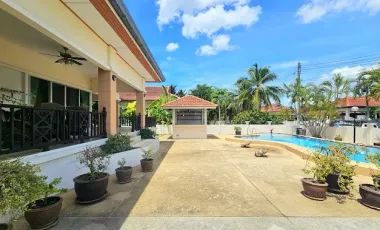 Villa zum Kauf mit 3 Zimmer in Hua Hin, Prachuap Khiri Khan