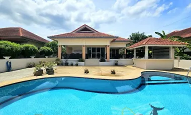 Villa zum Kauf mit 3 Zimmer in Hua Hin, Prachuap Khiri Khan